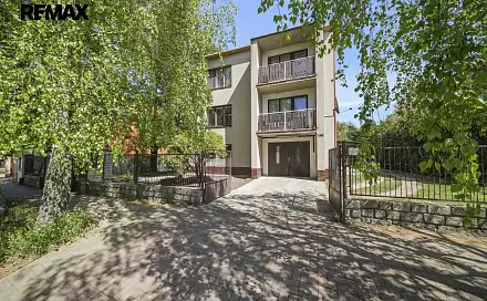 Prodej domu 197 m² s pozemkem 761 m², Bezdrevská, Praha 9 - Hostavice