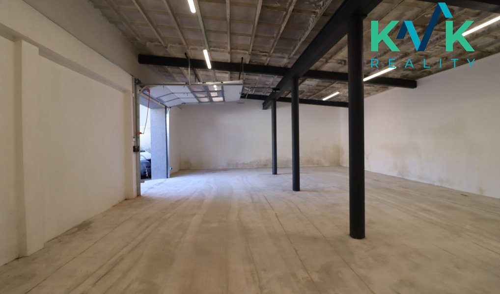 Pronájem skladovacích prostor 450 m², Karlovy Vary – náhled fotky 3