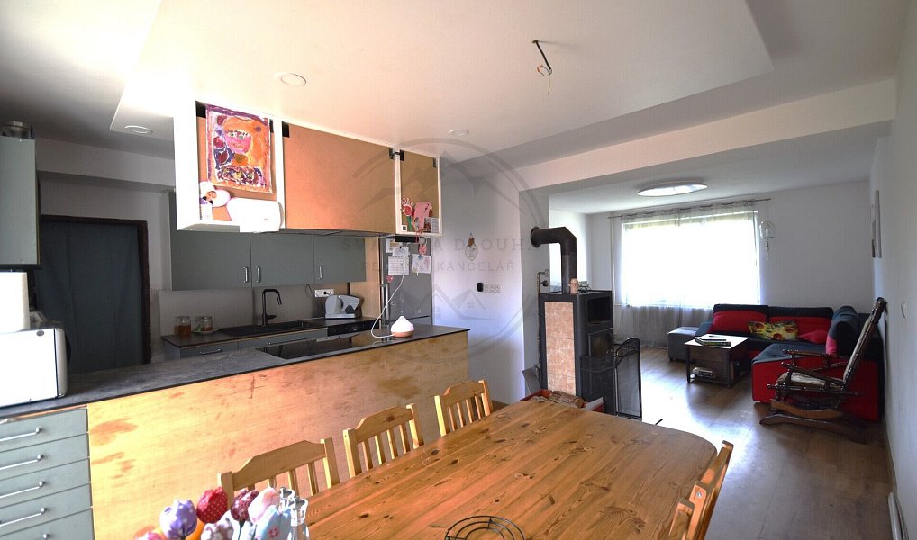 Prodej domu 100 m² s pozemkem 2 700 m², Bernartice – náhled fotky 3