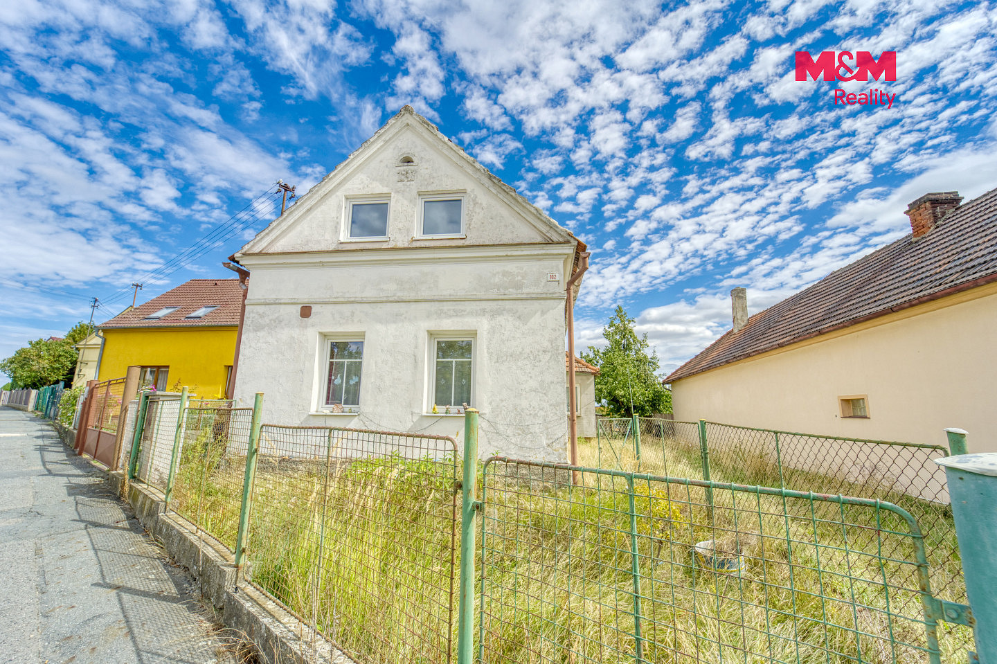Prodej domu 94 m² s pozemkem 1 032 m² – fotografie 2