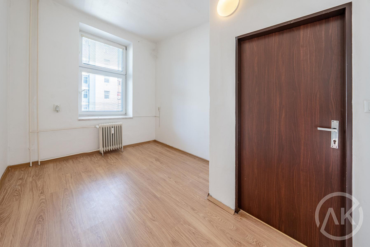Pronájem bytu 2+kk 44 m² – fotografie 3