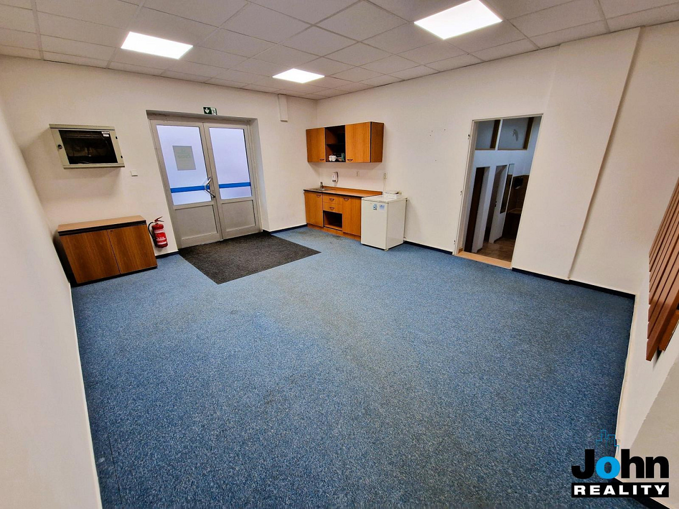 Pronájem kanceláře 100 m²