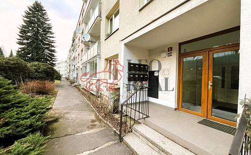 Prodej bytu 4+1 77 m², Na Výšině, Jablonec nad Nisou