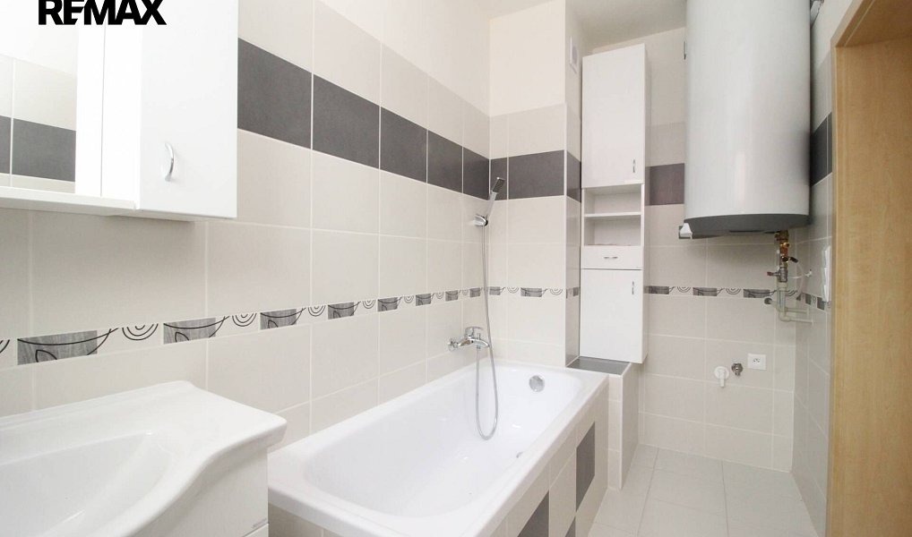 Pronájem bytu 2+kk 64 m², Plzeň – náhled fotky 13