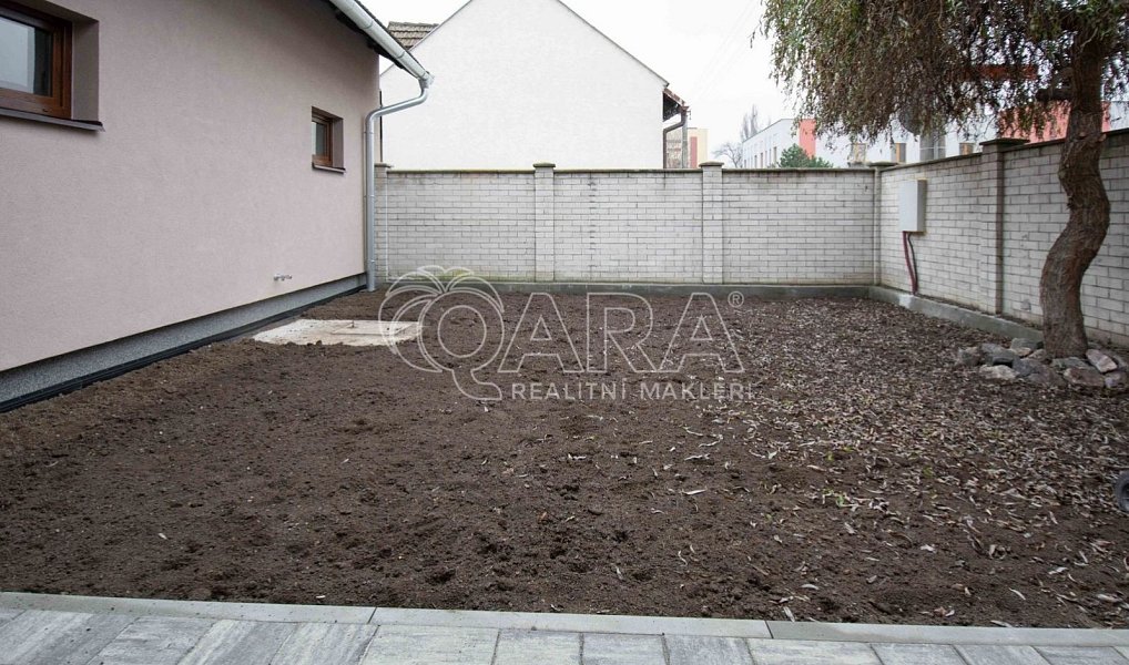 Prodej domu 143 m² s pozemkem 186 m², Neratovice – náhled fotky 19