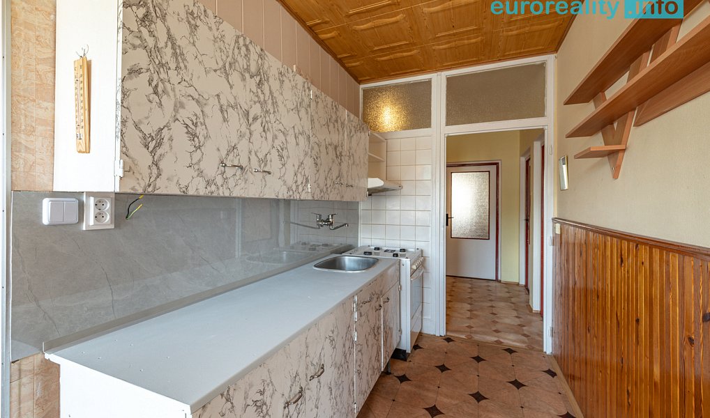 Prodej bytu 3+1 82 m², Luby – náhled fotky 27