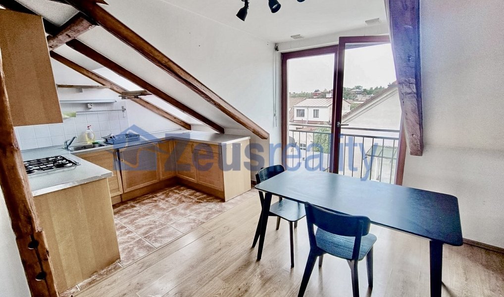 Pronájem bytu 3+1 90 m², Praha – náhled fotky 3