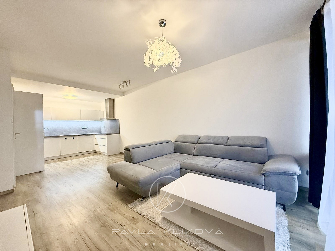 Pronájem bytu 2+kk 54 m² — photo 2