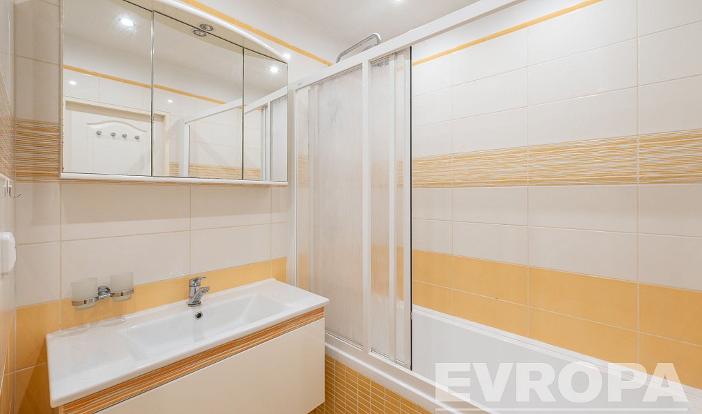 Prodej bytu 3+kk 93 m², Praha – náhled fotky 15