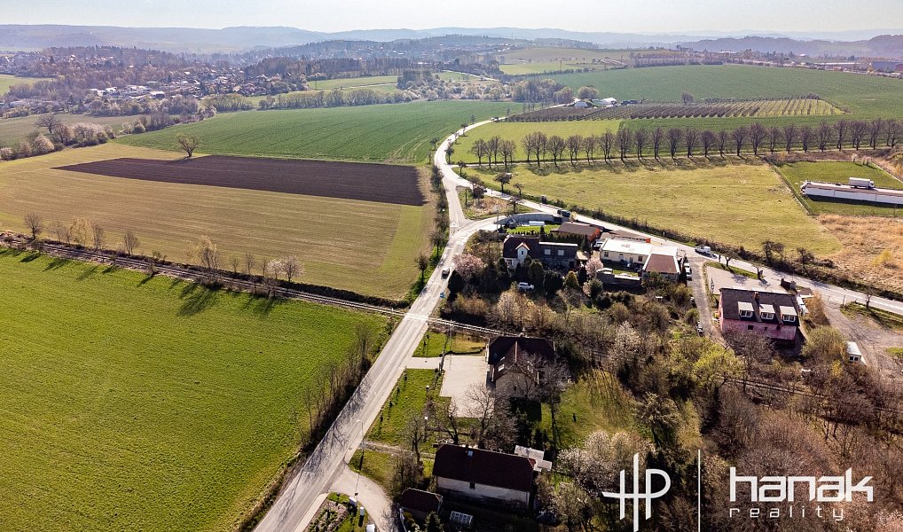 Prodej domu 259 m² s pozemkem 2 016 m², Strančice – náhled fotky 34