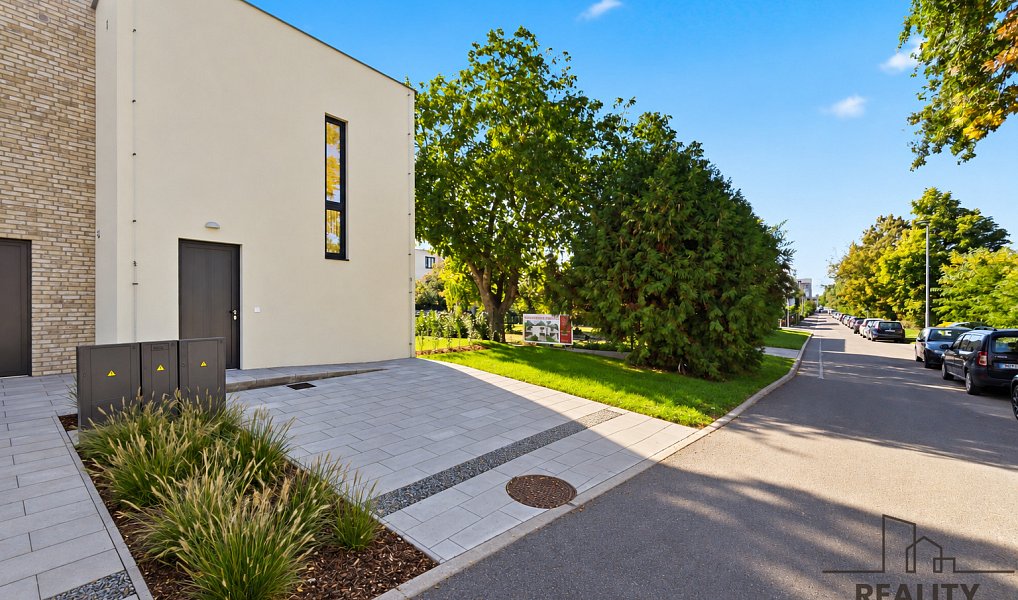 Prodej bytu atypického 55 m², Pardubice – náhled fotky 3