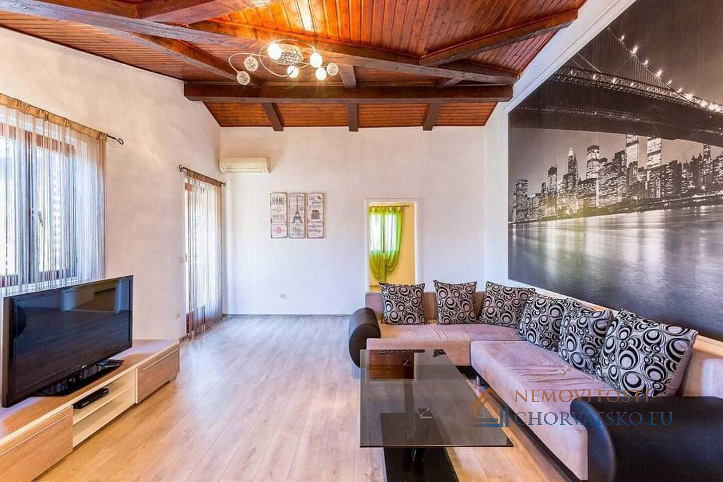 Prodej bytu 2+kk 122 m² - Widok 3
