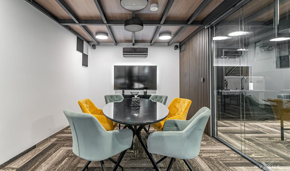 Pronájem kanceláře 177 m², Praha – náhled fotky 8