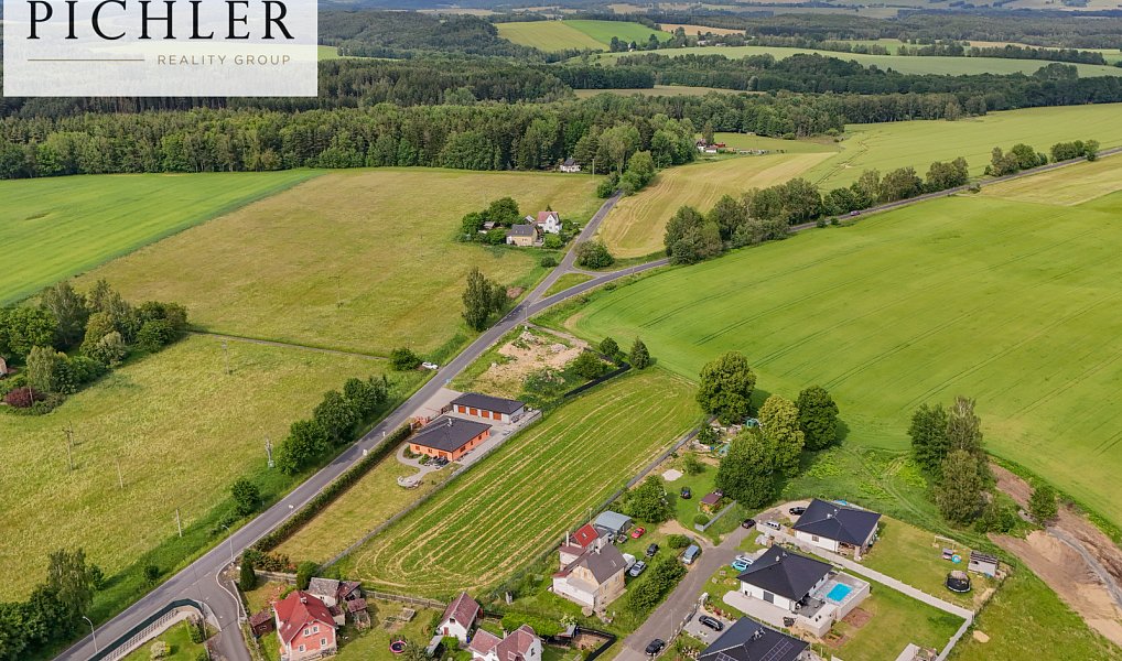 Prodej stavebního pozemku 4 625 m², Plesná – náhled fotky 2