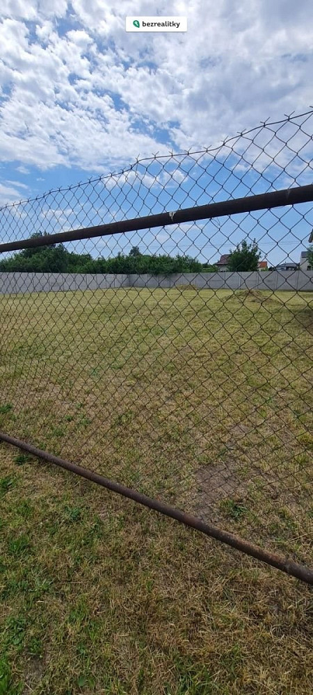 Prodej stavebního pozemku 1 043 m²