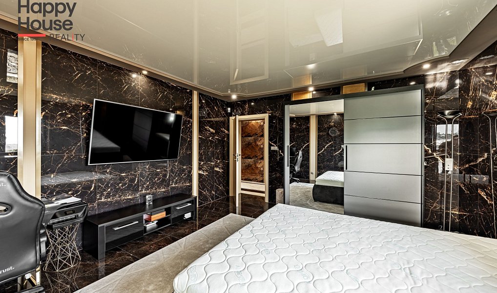 Prodej domu 378 m² s pozemkem 1 166 m², Králův Dvůr – náhled fotky 20