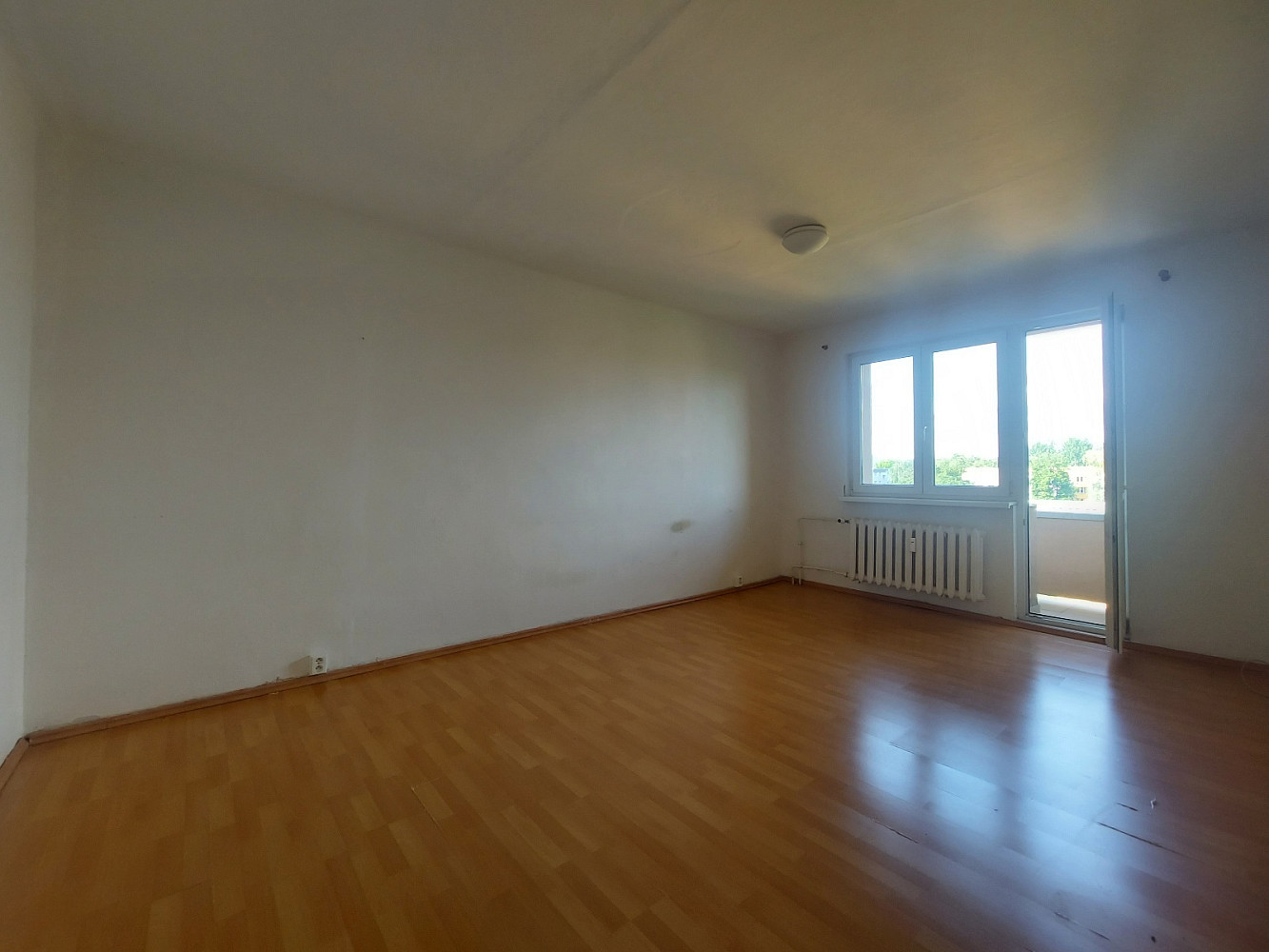 Pronájem bytu 2+1 51 m² – fotografie 3