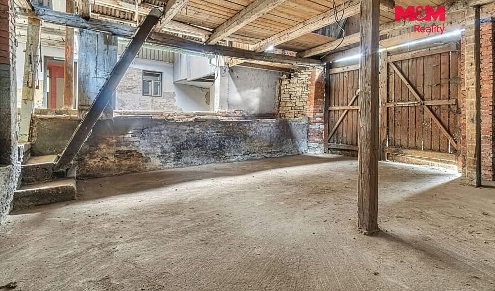 Prodej domu 130 m² s pozemkem 1 032 m², Sebranice – náhled fotky 5