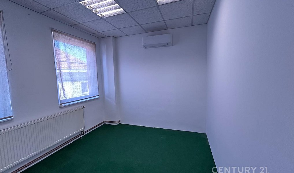 Pronájem kanceláře 12 m², Znojmo – náhled fotky 2