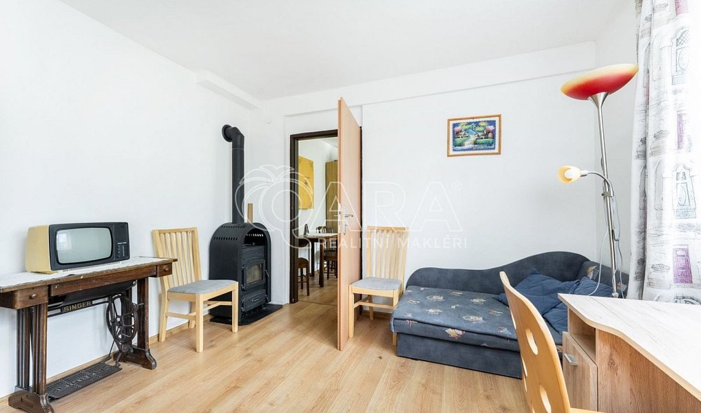 Prodej domu 88 m² s pozemkem 971 m², Velký Chlumec – náhled fotky 8