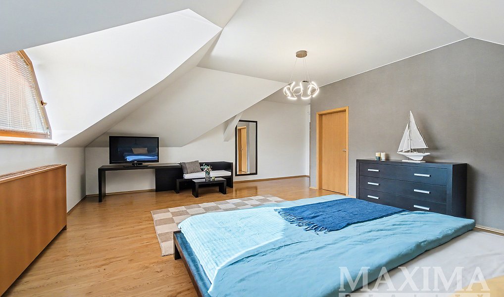 Prodej domu 400 m² s pozemkem 1 508 m², Praha – náhled fotky 16