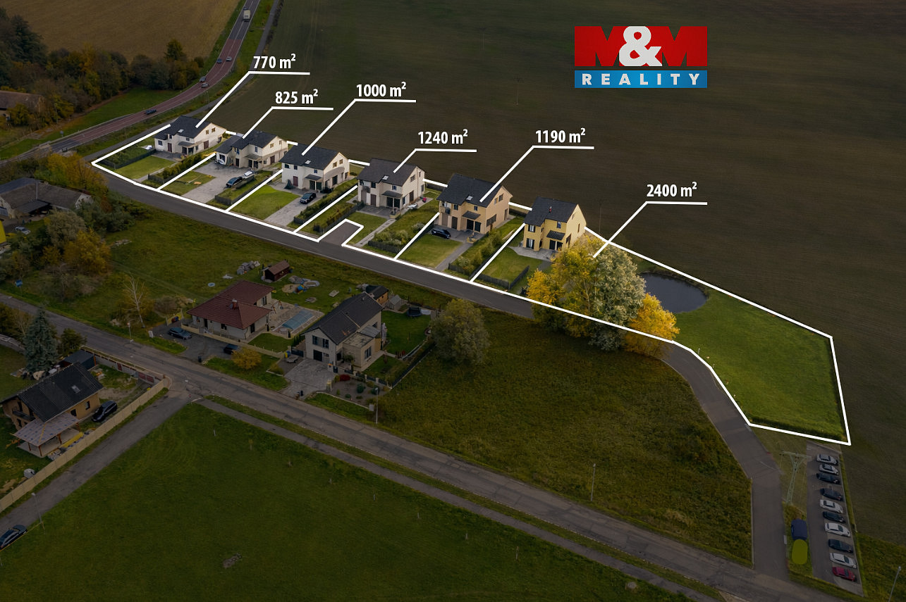 Prodej stavebního pozemku 1 000 m², Přelouč