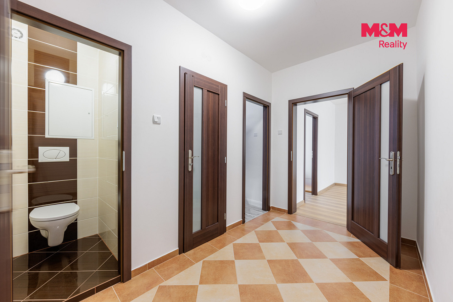 Pronájem bytu 2+1 57 m² – fotografie 4