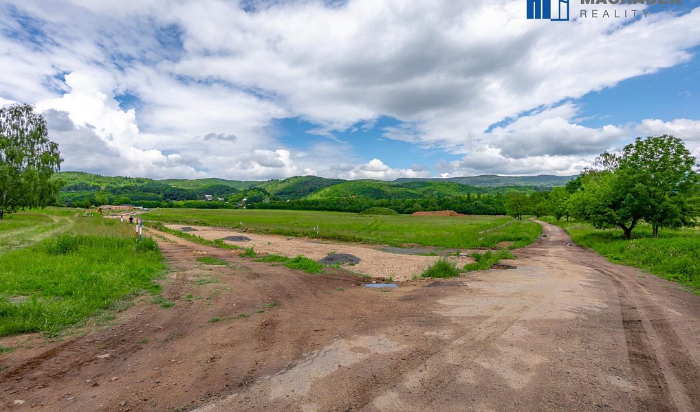Prodej stavebního pozemku 871 m², Dubí – náhled fotky 37