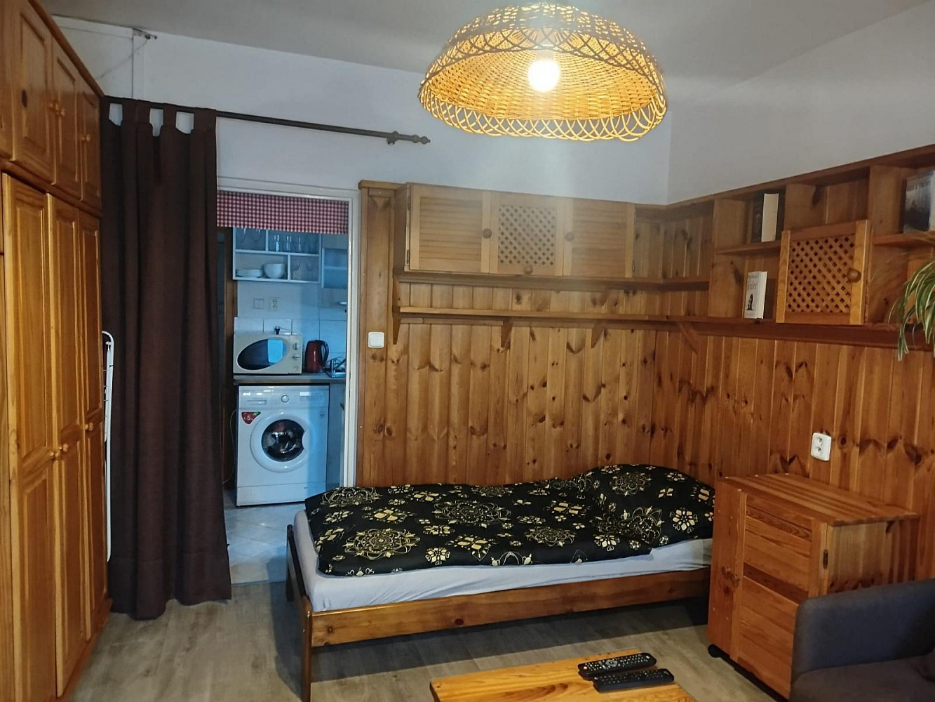Pronájem bytu 1+1 32 m² – fotografie 2