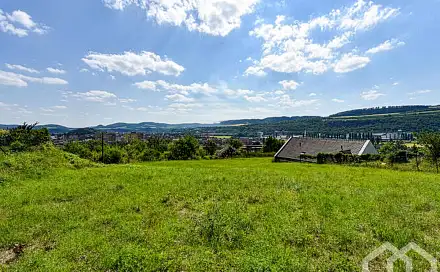 Prodej stavebního pozemku 1 110 m², Králův Dvůr, okres Beroun