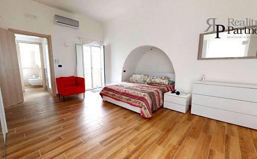 Prodej domu 70 m² s pozemkem 1 m², Bari, Metropolitan City of Bari, Itálie