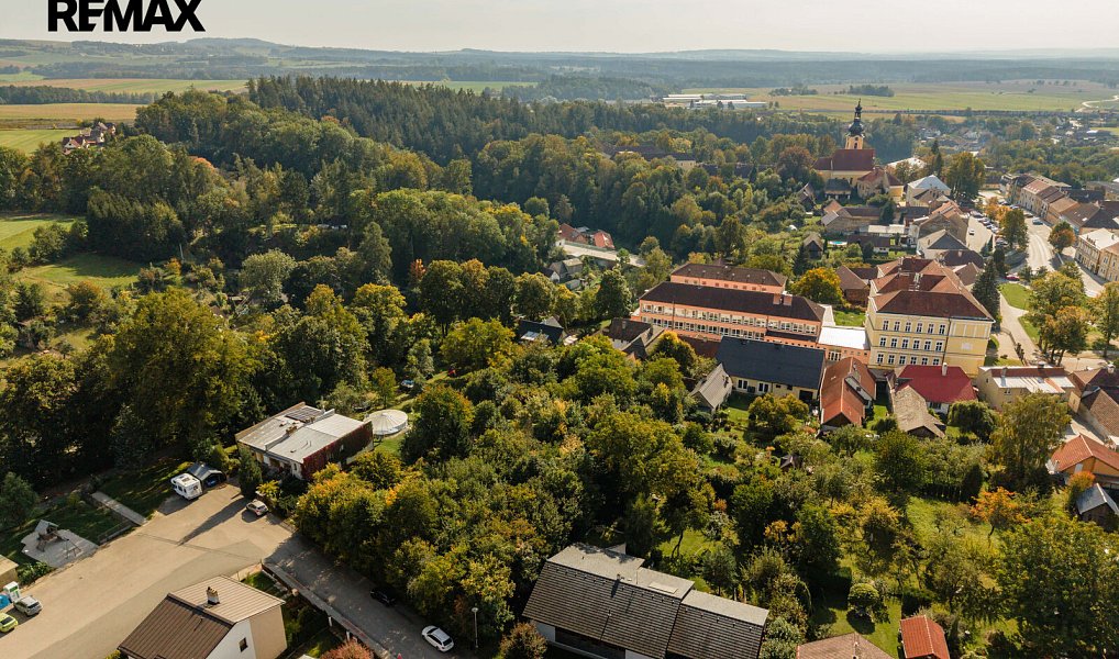Prodej stavebního pozemku 900 m², Chýnov – náhled fotky 6