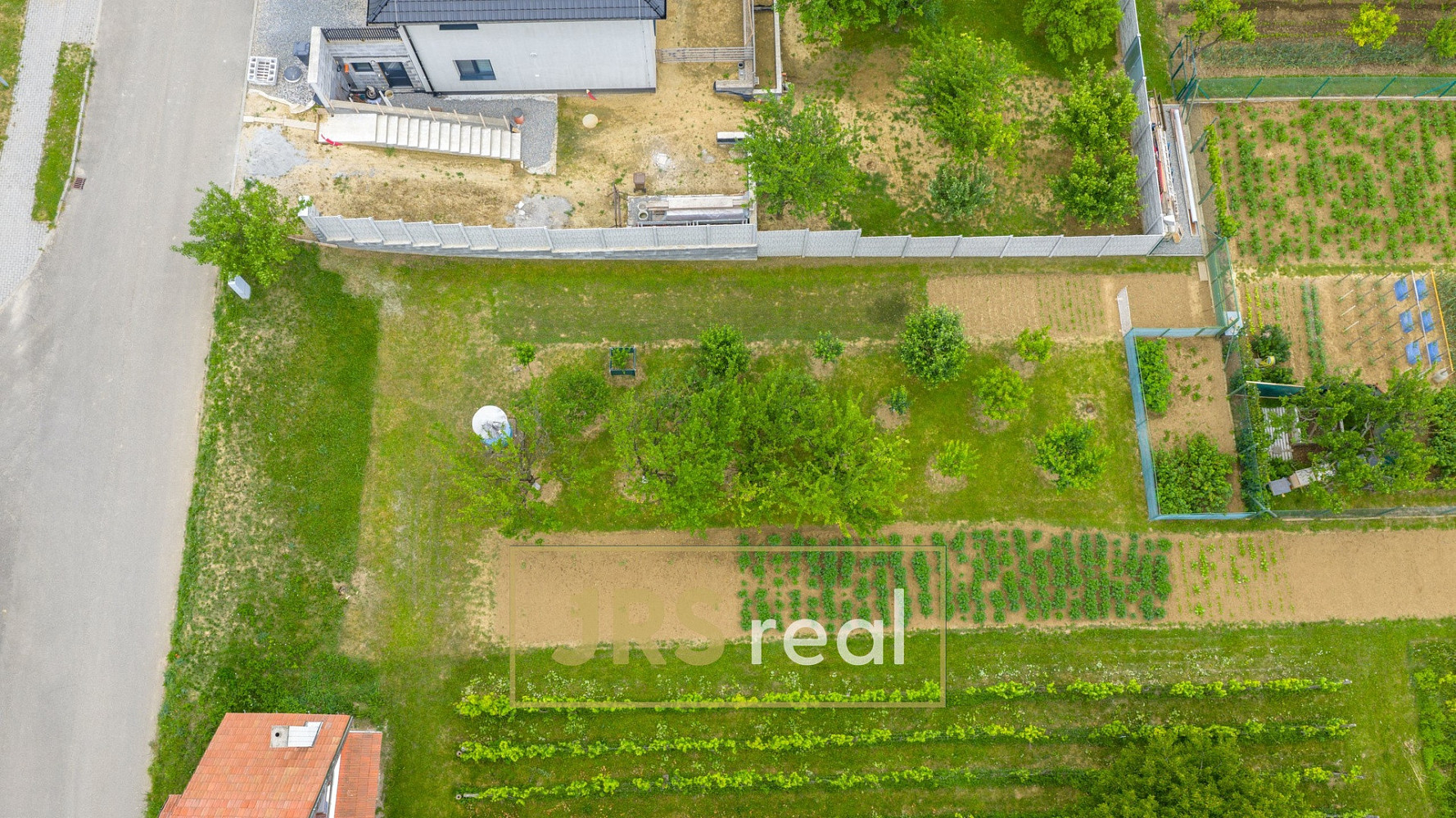 Prodej stavebního pozemku 399 m² — photo 3