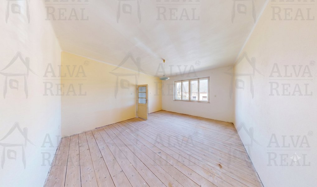 Prodej domu 370 m² s pozemkem 843 m², Stavěšice – náhled fotky 8