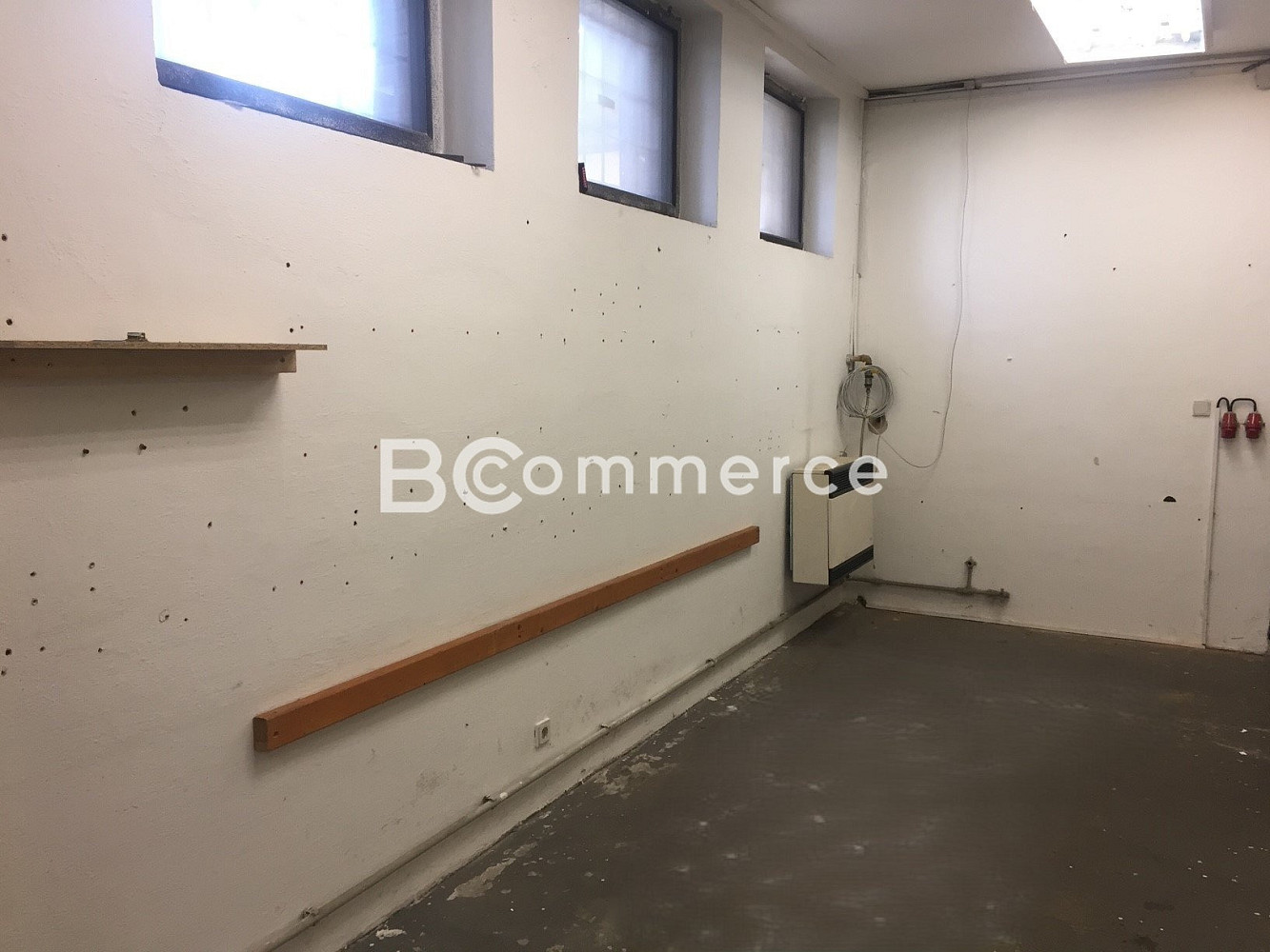 Pronájem skladovacích prostor 136 m² – fotografie 3