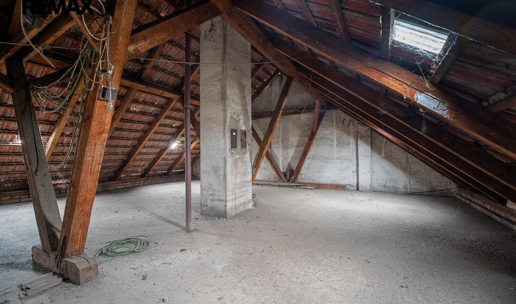 Prodej domu 190 m² s pozemkem 1 588 m², Opatovice – náhled fotky 16