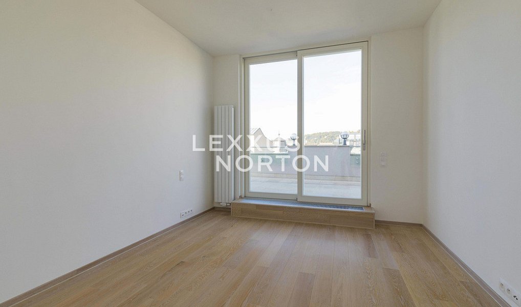 Pronájem bytu 3+1 117 m², Praha – náhled fotky 9