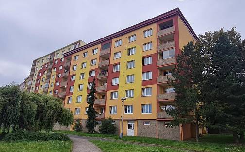 Prodej bytu 2+1 62 m², Zahradní, Chomutov