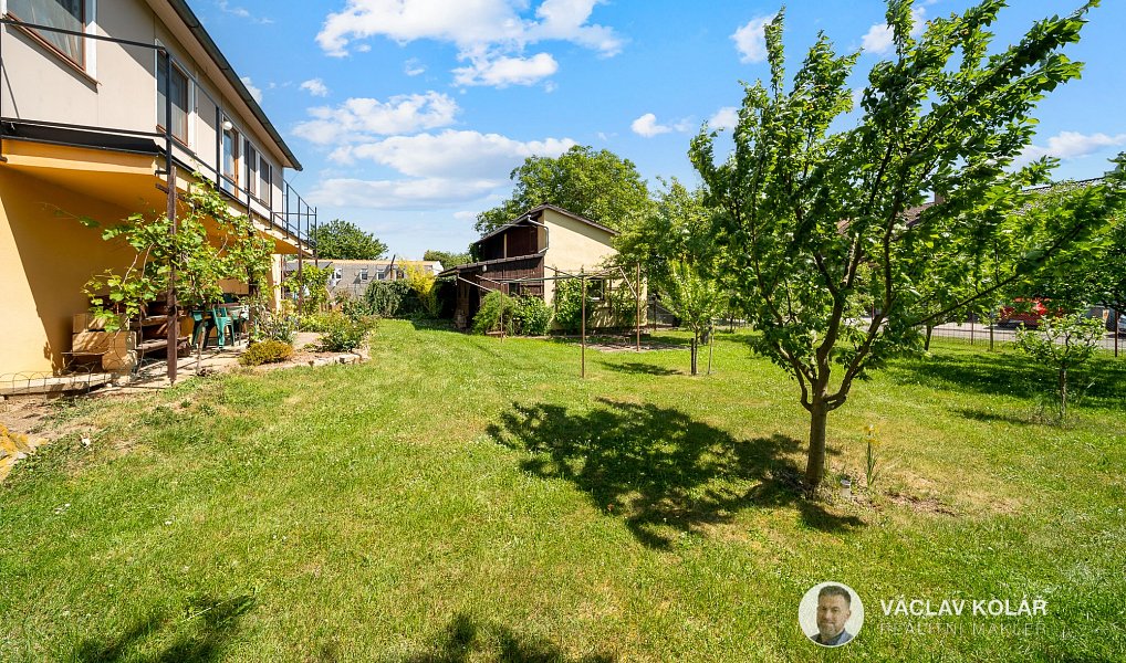 Prodej domu 310 m², Třebnouševes – náhled fotky 8