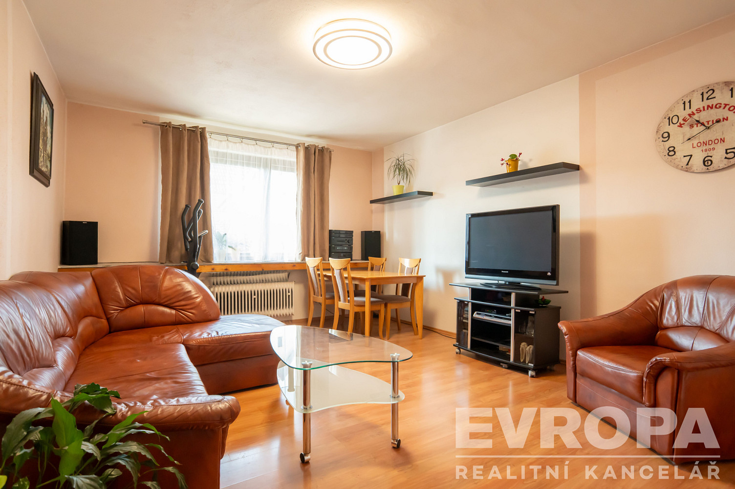 Prodej domu 156 m² s pozemkem 551 m² – pohled 4