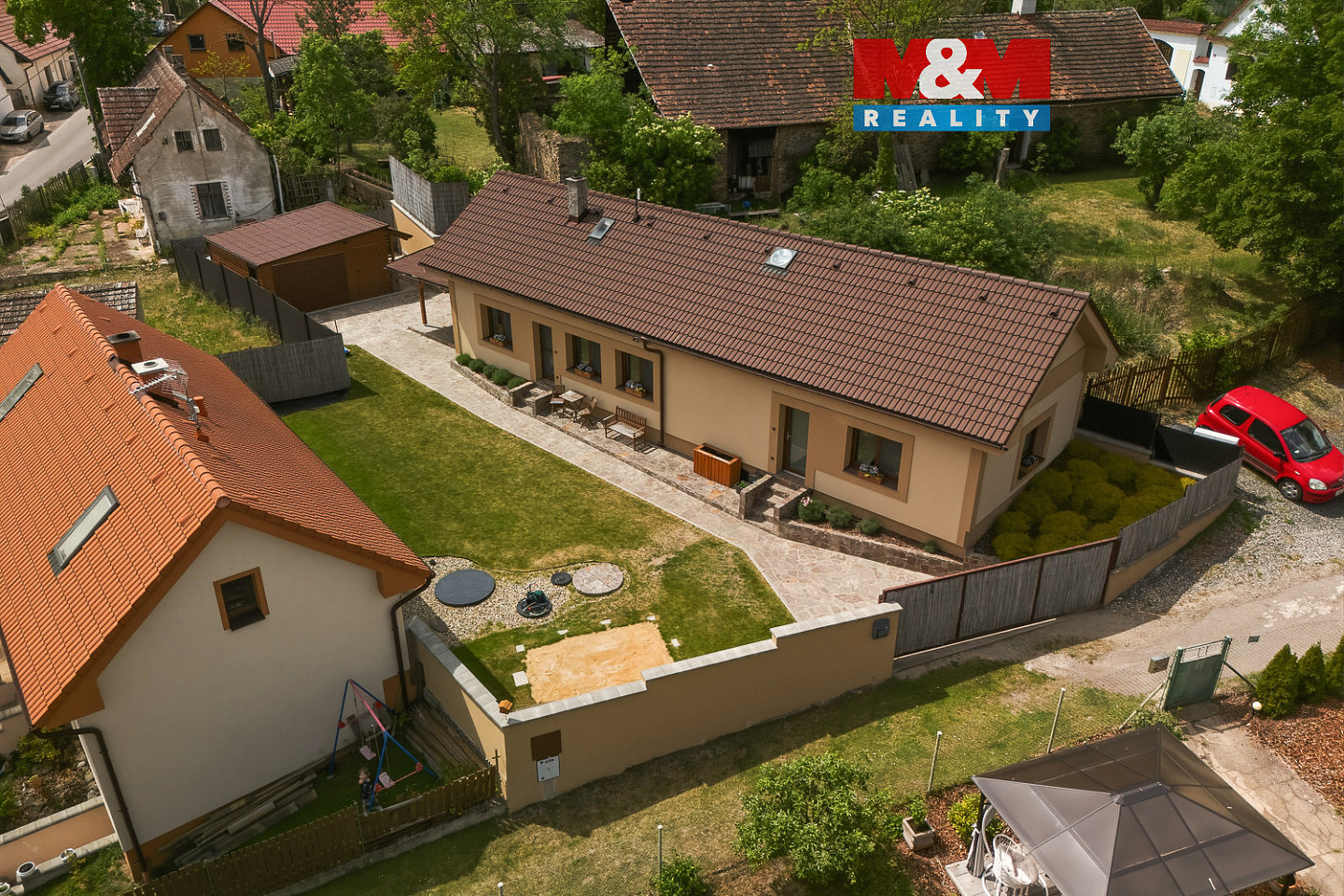 Prodej domu 77 m² s pozemkem 356 m²