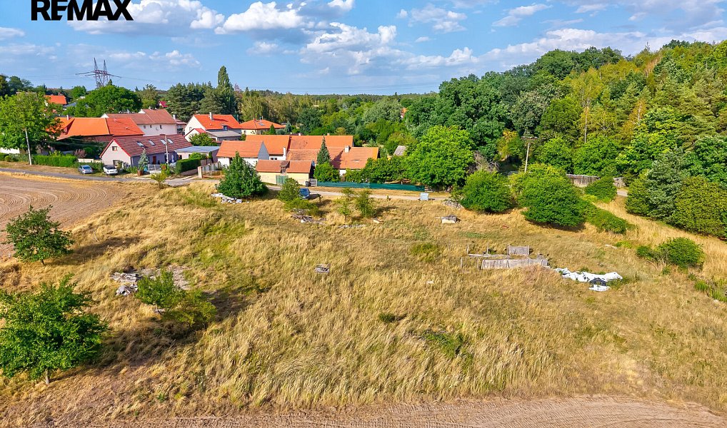 Prodej stavebního pozemku 7 108 m², Liběchov – náhled fotky 5
