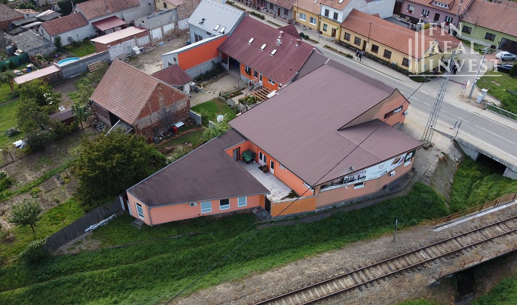 Prodej domu 550 m² s pozemkem 775 m², Mutěnice – náhled fotky 9