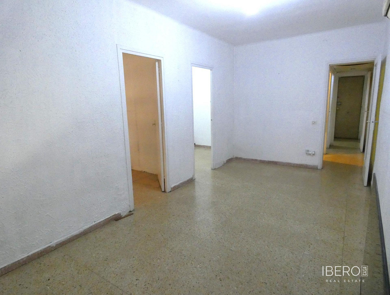 Pis 4+kk – l'Hospitalet de Llobregat, Sant Josep, Districte I - Més