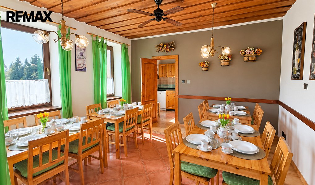 Prodej domu 368 m² s pozemkem 1 900 m², Velké Hamry – náhled fotky 10