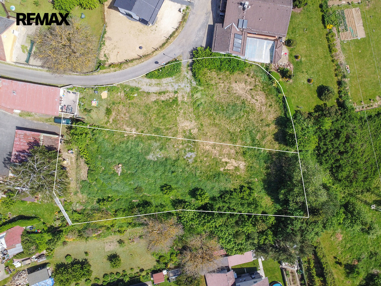 Prodej stavebního pozemku 1 000 m²