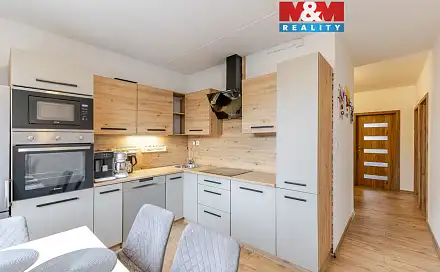 Prodej bytu 3+1 68 m², SNP, Jirkov, okres Chomutov