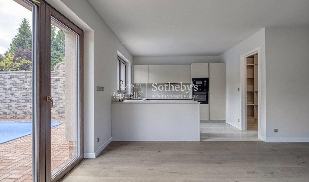 Pronájem domu 184 m² s pozemkem 432 m², Praha – náhled fotky 2