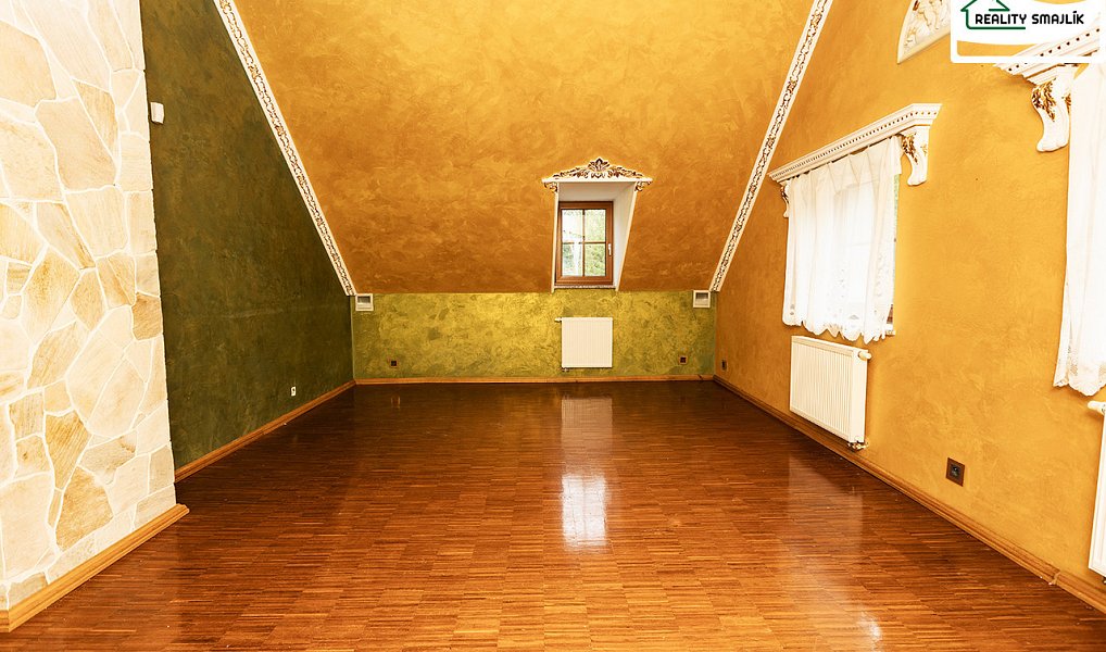 Prodej domu 500 m² s pozemkem 1 839 m², Plesná – náhled fotky 11