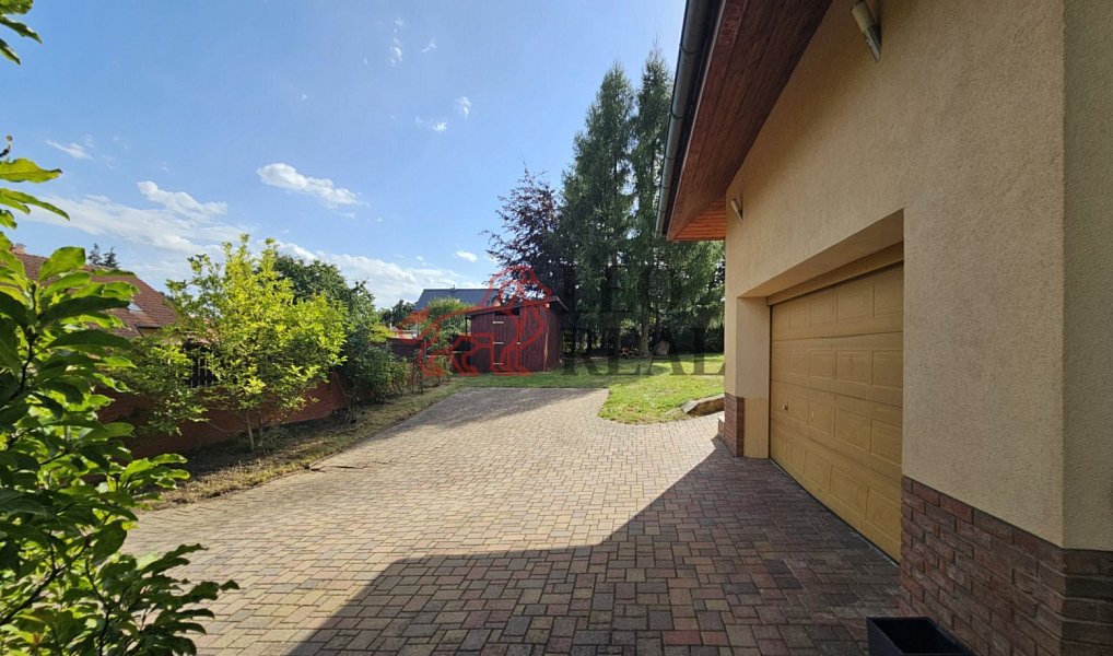 Prodej domu 316 m² s pozemkem 1 751 m², Kamenice – náhled fotky 7